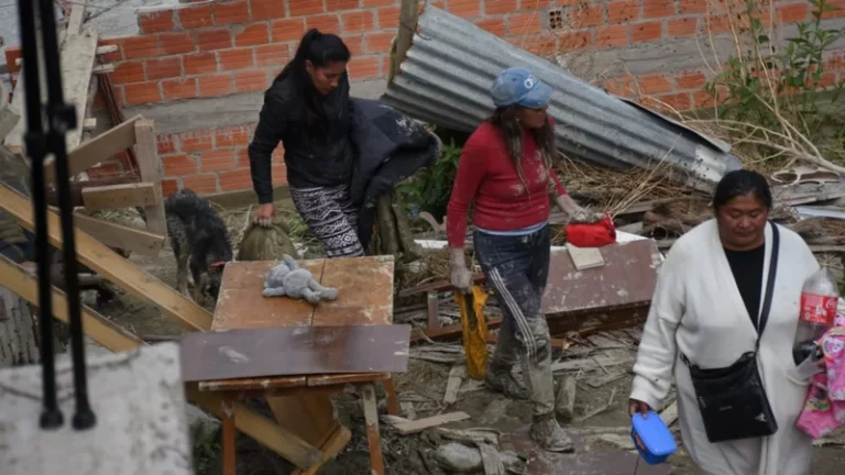 Fiscalía investiga deslizamiento de mazamorra que causó la muerte de una niña en La Paz