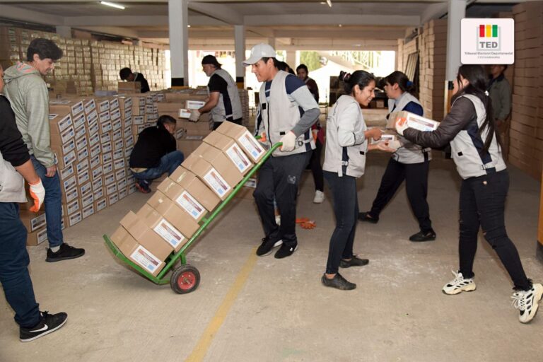 TSE finaliza distribución de material electoral para las elecciones judiciales