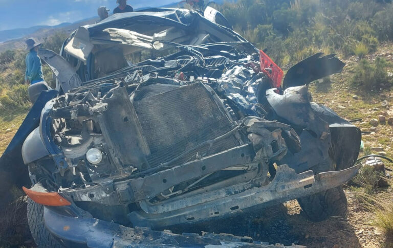 Choque frontal en la carretera Tarija-San Lorenzo deja un herido y causa congestión vehicular