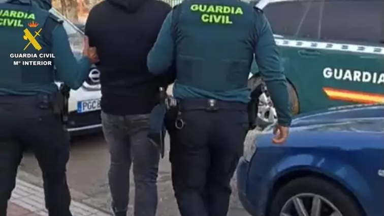 Operativo conjunto entre España y Bolivia desmantela una red que traficaba éxtasis