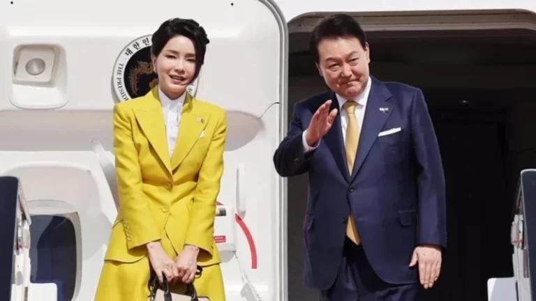 Un bolso de lujo para la primera dama de Corea del Sur desata una crisis política