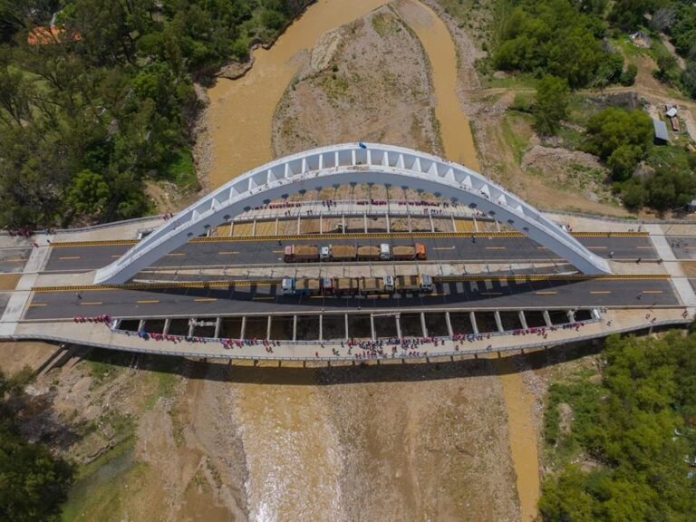 El Puente 4 de Julio en Tarija será habilitado este martes para peatones y vehículos