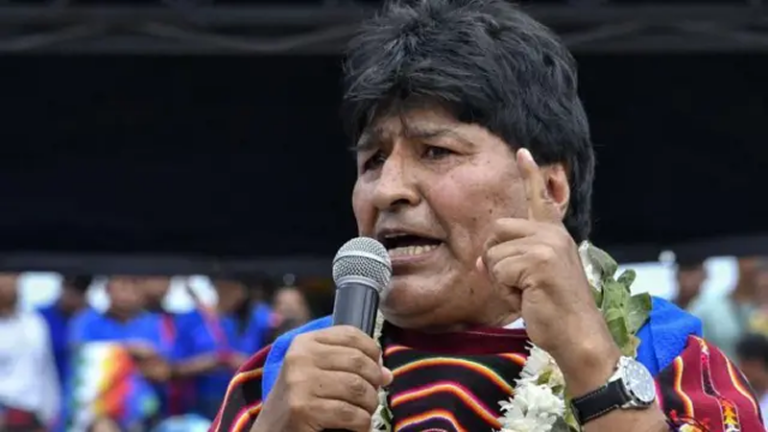 Evo Morales responde a Marcelo Claure y lo llama «loco» tras insinuación de recompensa por su detención