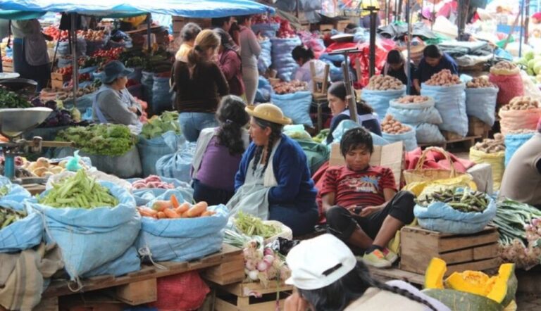 Nueva alza de precios sorprende a compradores en los mercados de Tarija