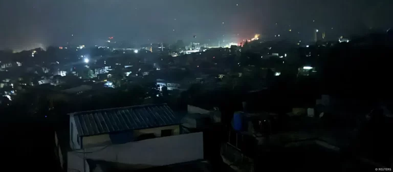 India lanza operación “Sindoor” y bombardea supuestas bases terroristas en Pakistán